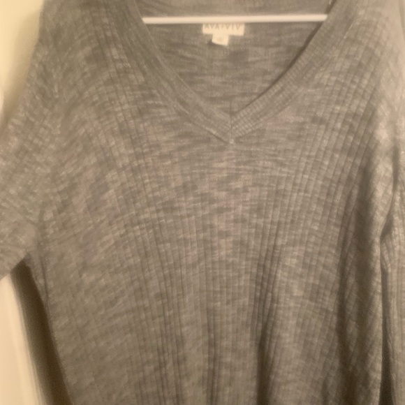 Sweater - Picture 4 of 4